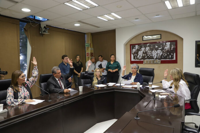 52409860540_4f49c8355c_h