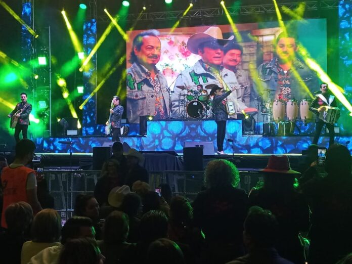 316549972_191950240005701_1997356517856413589_n