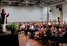 Presenta secretaria de Seguridad Pública estrategia de seguridad a universitarios y académicos en Hermosillo