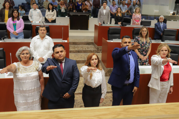 53674882110_f90f060be8_h